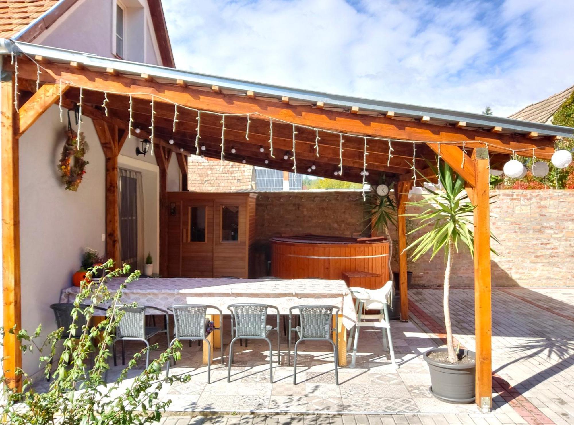 Borostyankut Wellness Home Bakonybel Luaran gambar